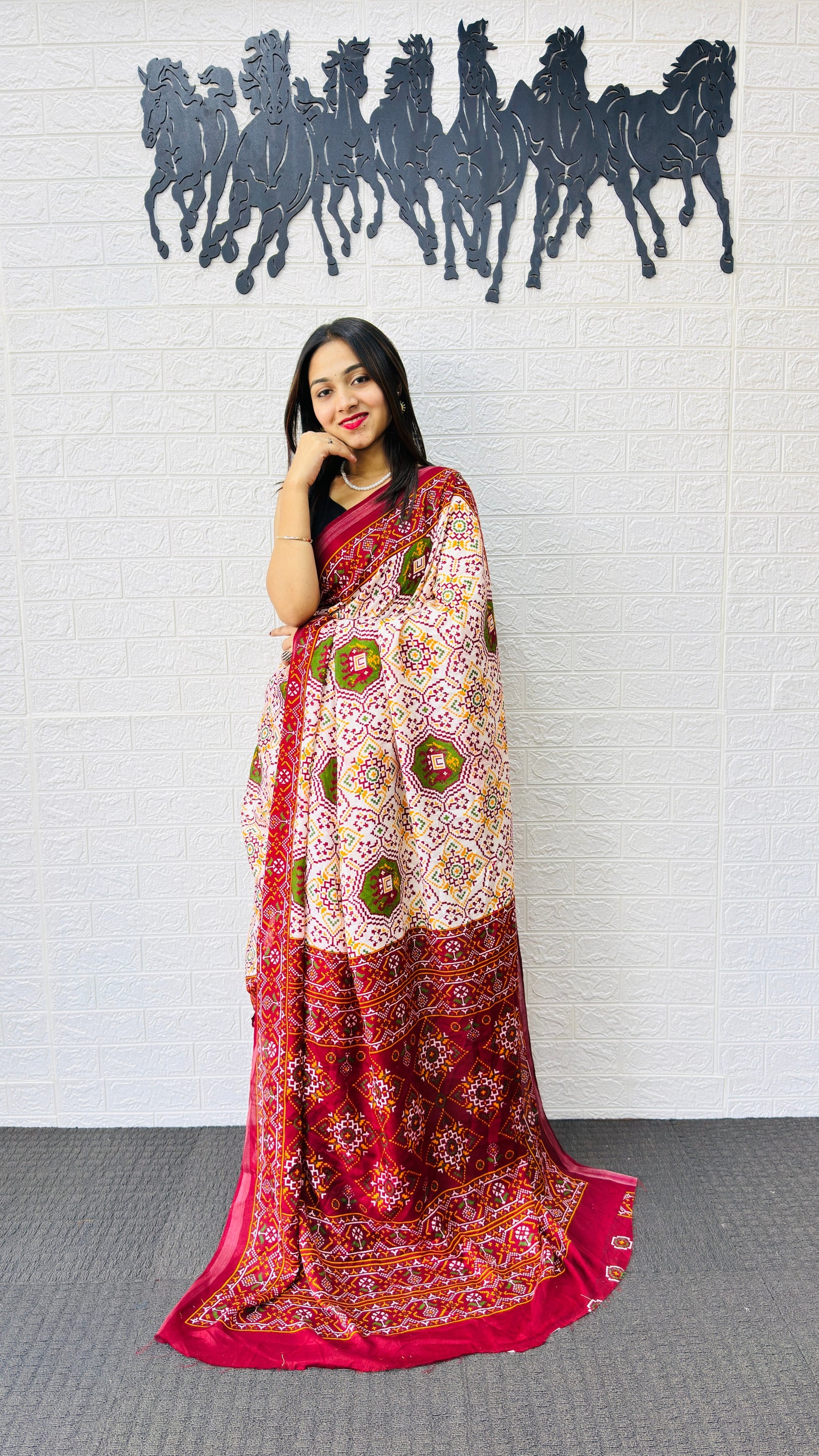 Traditional Patola Print Heavy Mul Cotton Saree with Unstitched Blouse Piece