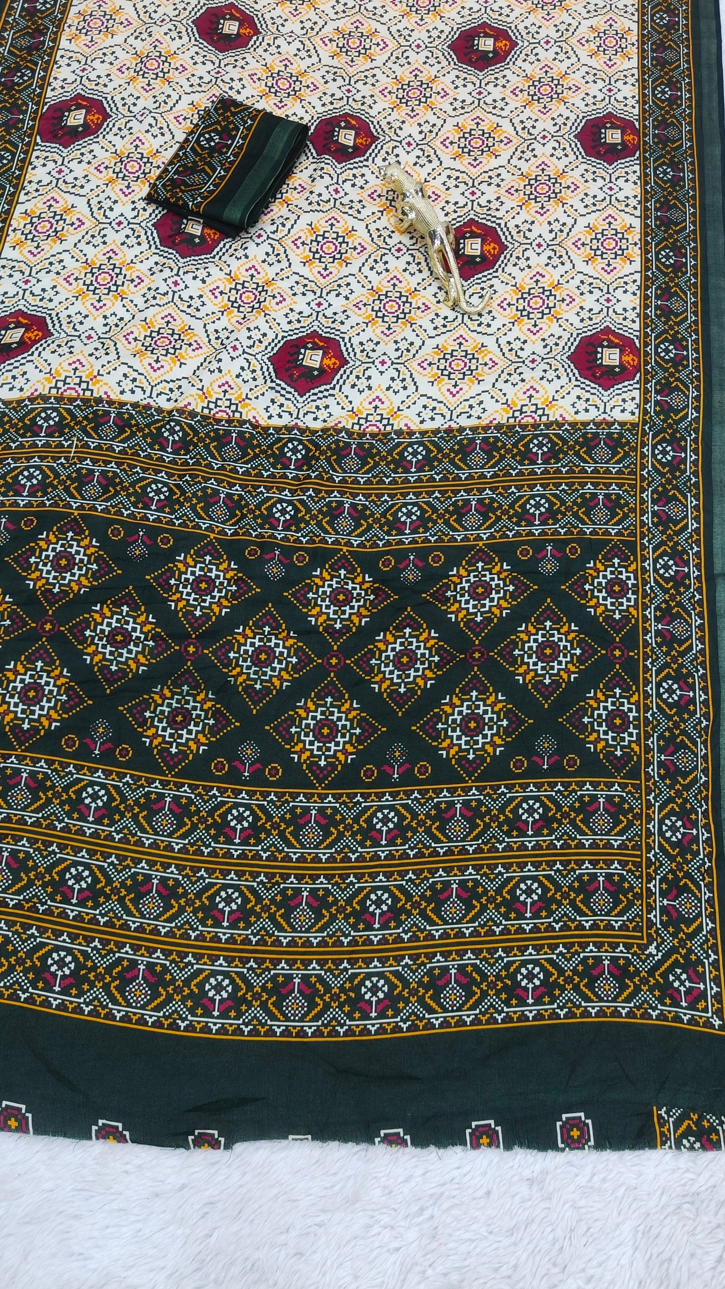 Traditional Patola Print Heavy Mul Cotton Saree with Unstitched Blouse Piece