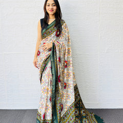 Traditional Patola Print Heavy Mul Cotton Saree with Unstitched Blouse Piece
