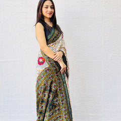 Traditional Patola Print Heavy Mul Cotton Saree with Unstitched Blouse Piece
